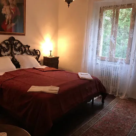 Angolo Di Paradiso B&B 그리짜나