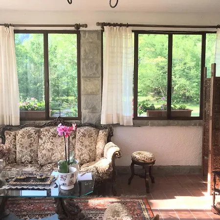 Angolo Di Paradiso Bed & Breakfast