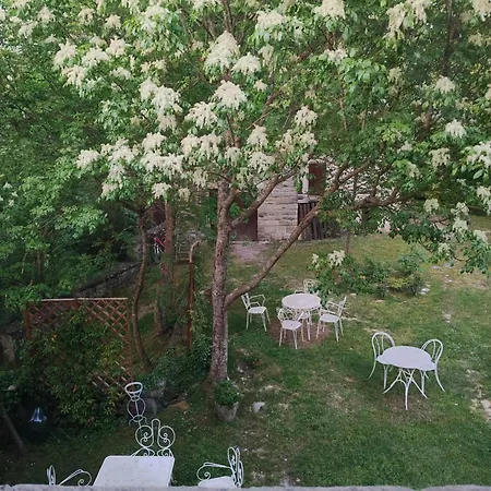 Angolo Di Paradiso فندق مبيت وإفطار Grizzana